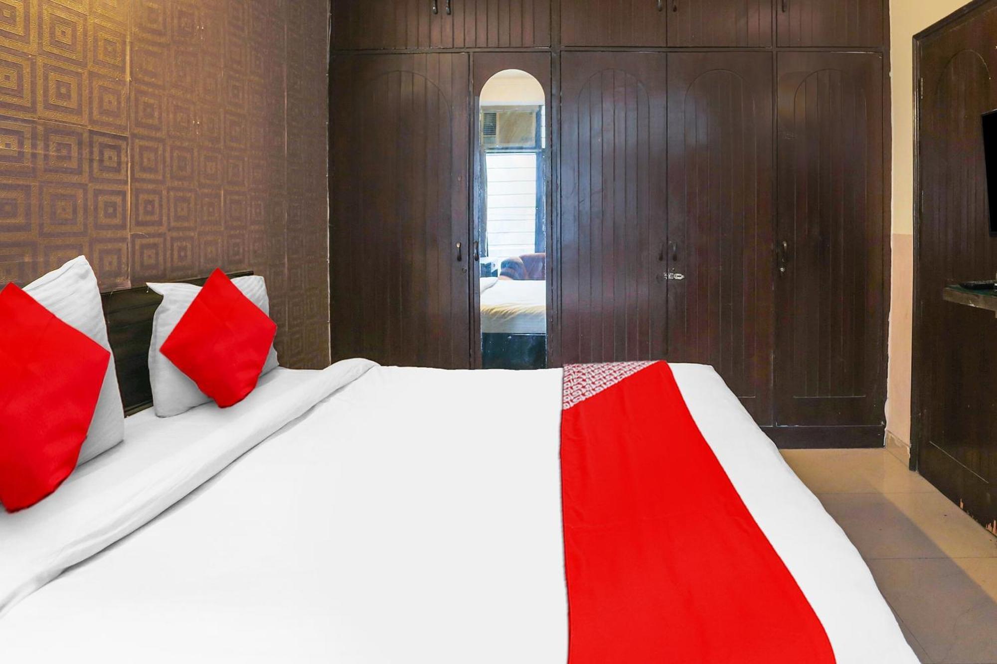 Hotel O Royal Galaxy New Delhi Buitenkant foto