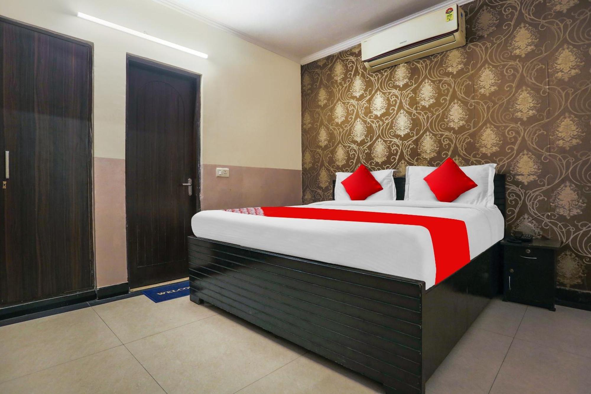 Hotel O Royal Galaxy New Delhi Buitenkant foto