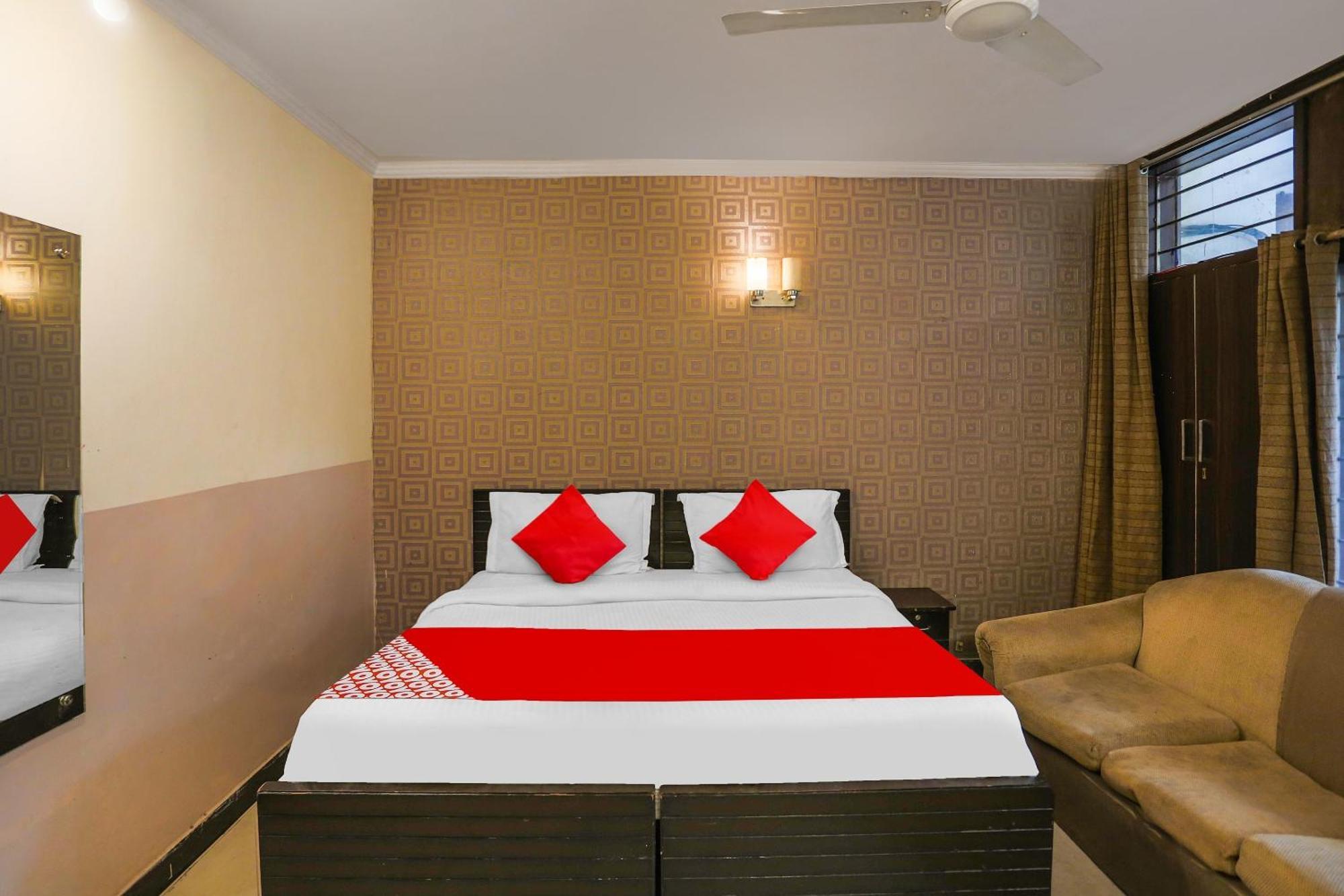 Hotel O Royal Galaxy New Delhi Buitenkant foto